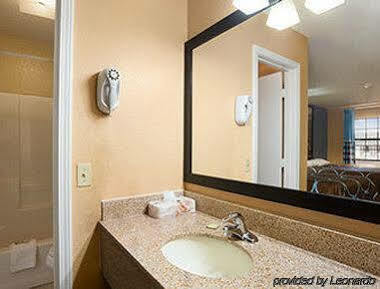 Super 8 By Wyndham 2* Henryetta
