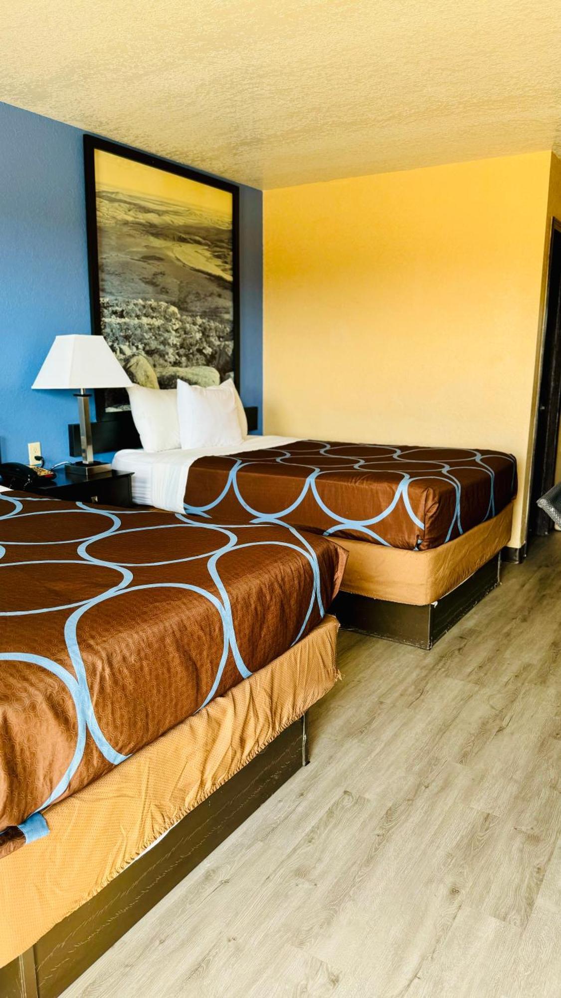 Motel Super 8 By Wyndham Henryetta