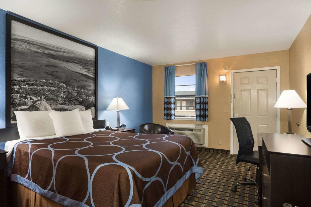 Motel Super 8 By Wyndham Henryetta